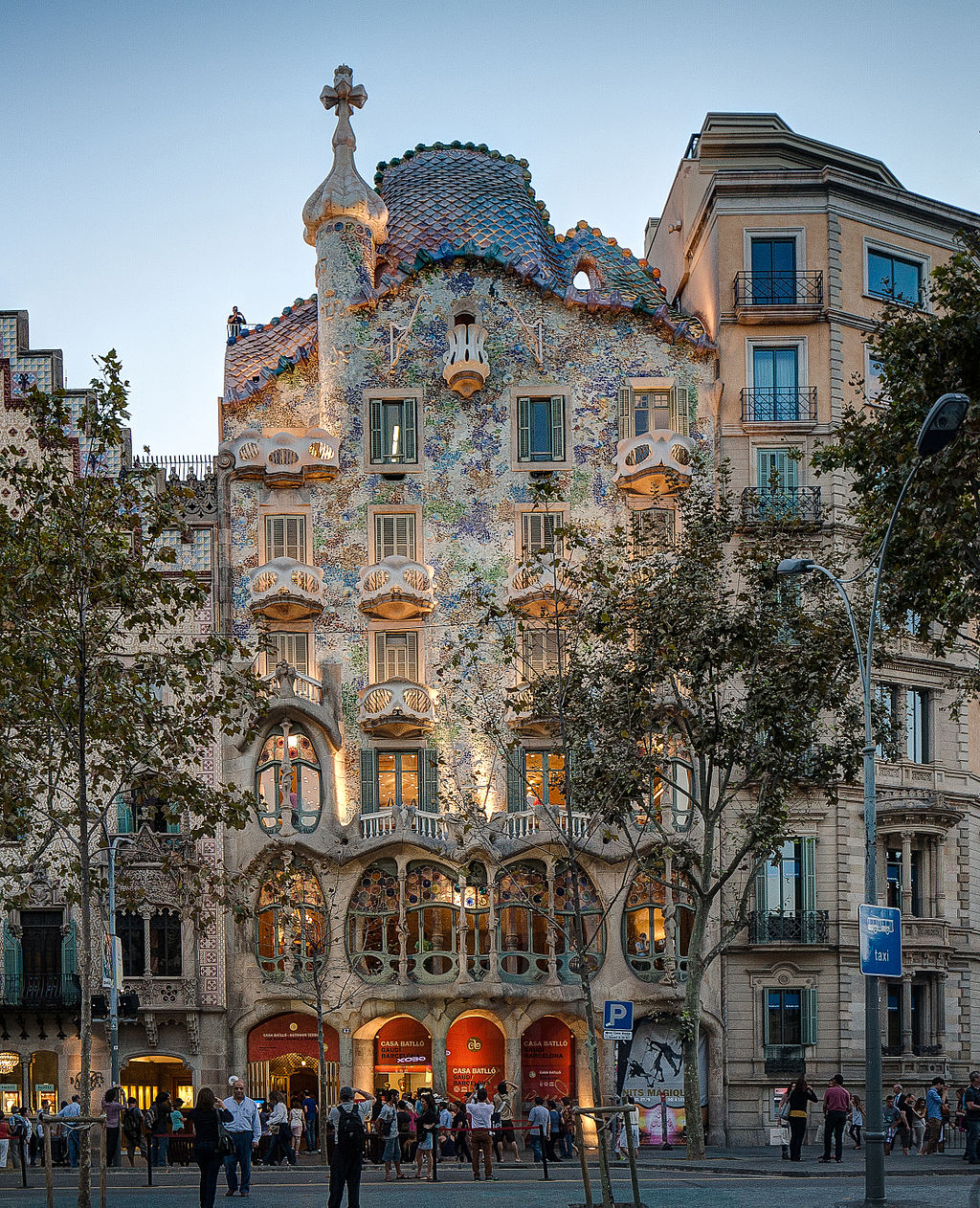 Casa Batllo Photograph from Front in Detail
